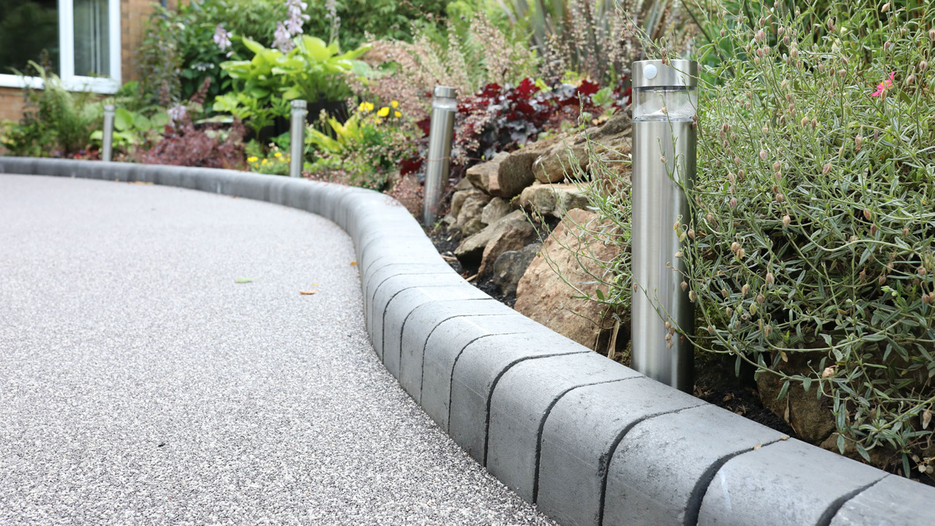 Radical Resin & Flooring Ltd installs premium resin bound driveways throughout the Home Counties.